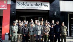 nazi_soldatenkaffee_bandung